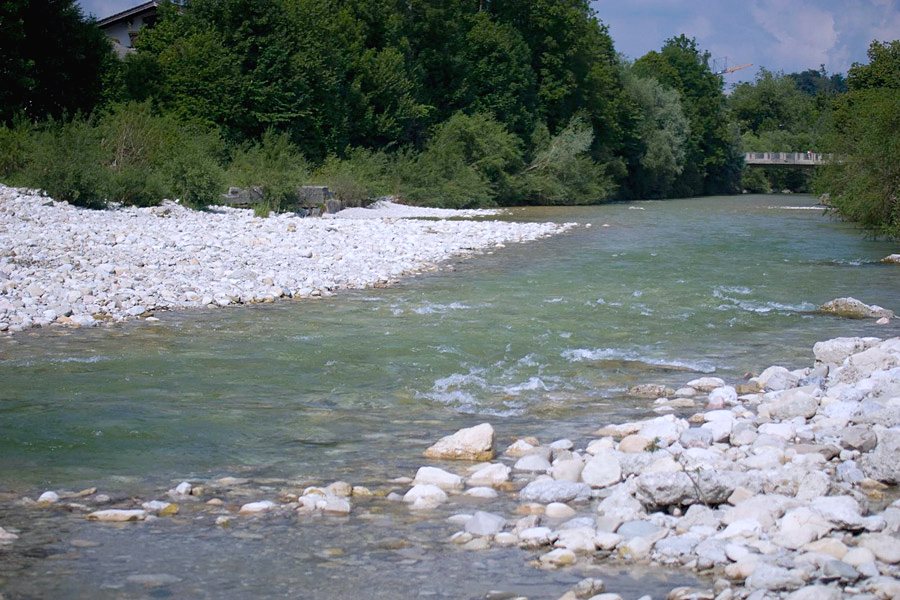 Deutsche Traun Traunstein im Hochsommer