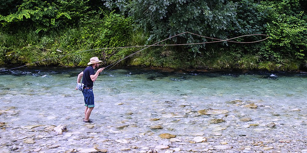 Fliegenfischer an der Weissen Traun